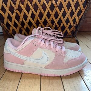 Nike Dunk Low LX Pink Foam Suede Barbie Size 8.5 Womens.